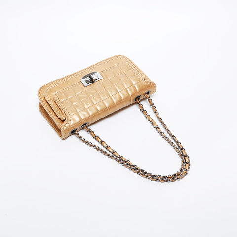 CHANEL 10 series 2005-2006 2.55 Chocolate Bar Chain Shoulder Bag gold WS21377
