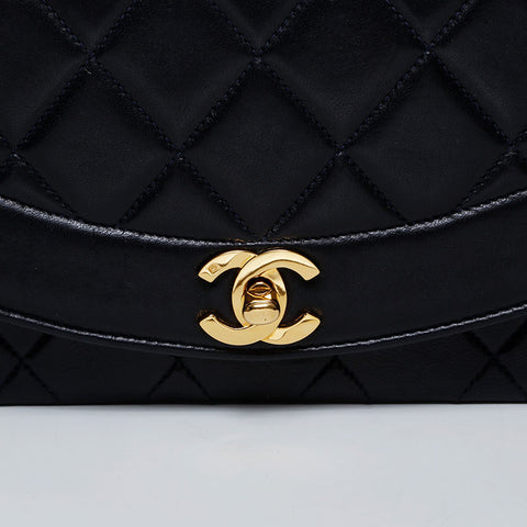 CHANEL No. 4 1996-1997 Diana Matelasse Lambskin Chain Shoulder Bag Navy WS21387