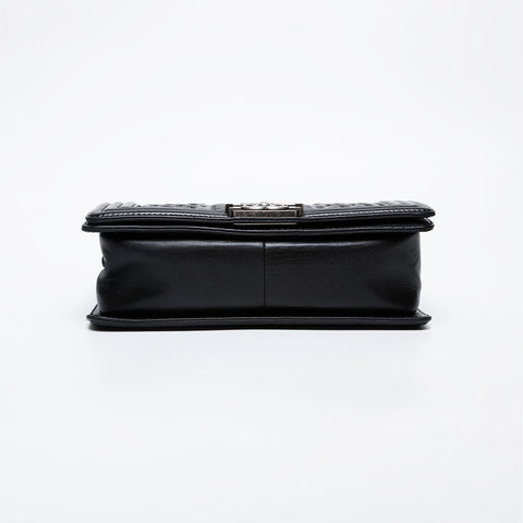 CHANEL No. 18 2013-2014 Medium Boy Lambskin Silver Metal Gunmetal Shoulder Bag black WS21407