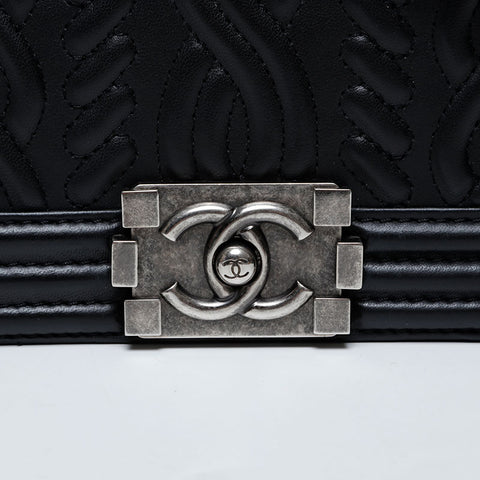 CHANEL No. 18 2013-2014 Medium Boy Lambskin Silver Metal Gunmetal Shoulder Bag black WS21407