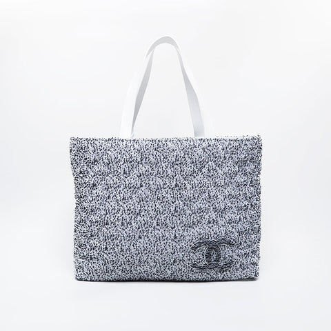 CHANEL Cruise Collection Pile Beach Bag Tote Bag white WS21411