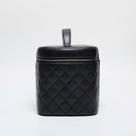 CHANEL No. 22 2015-2016 Matelasse Vanity Handbag black WS21451