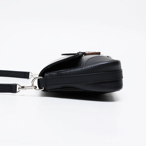 LOUIS VUITTON 2005 Epi Pochette Segur Pouch Shoulder Bag black WS21469