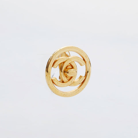 CHANEL Turnlock COCO Mark 97P 1997 Earring gold WS21478