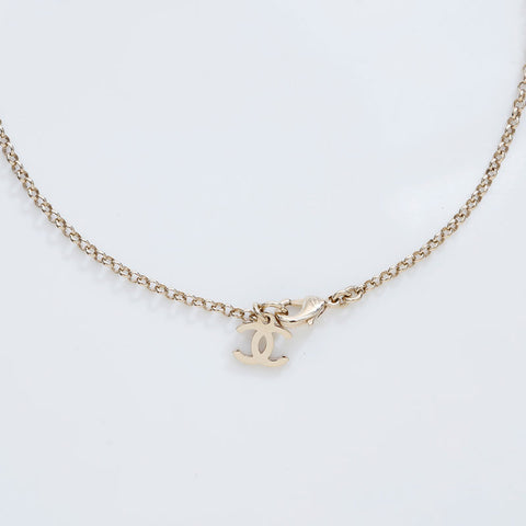 CHANEL I25P 2025 COCO Mark Rhinestone Clover Necklace gold WS21481