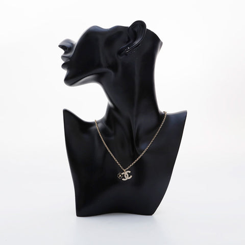 CHANEL I25P 2025 COCO Mark Rhinestone Clover Necklace gold WS21481
