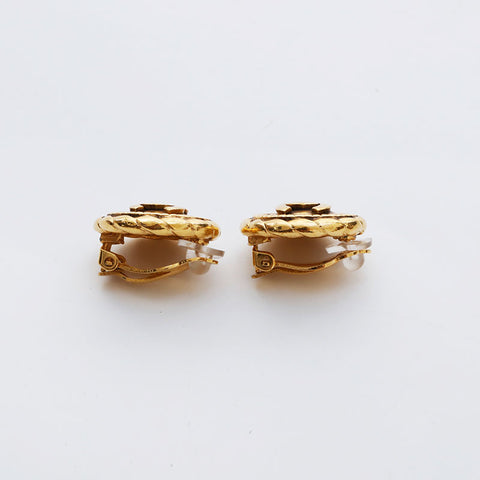 CHANEL COCO Mark button Earring gold WS21487