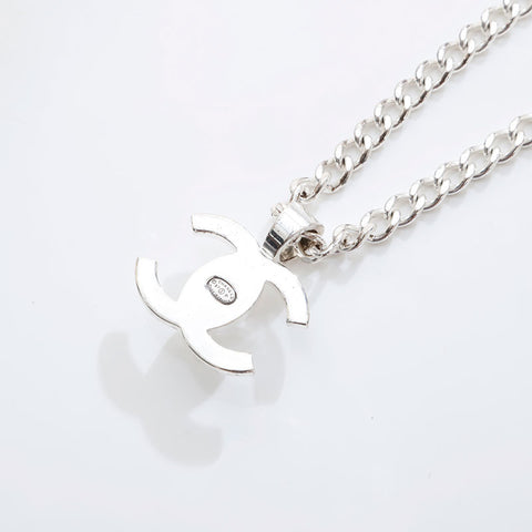 CHANEL 97P 1997P COCO Mark Turn Lock Necklace Silver WS21497