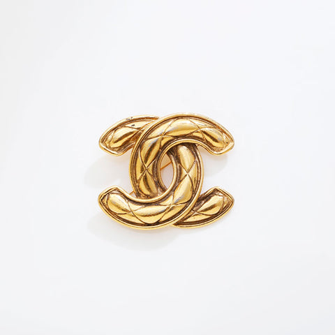 CHANEL Matrasse COCO Mark Brooch gold WS21500