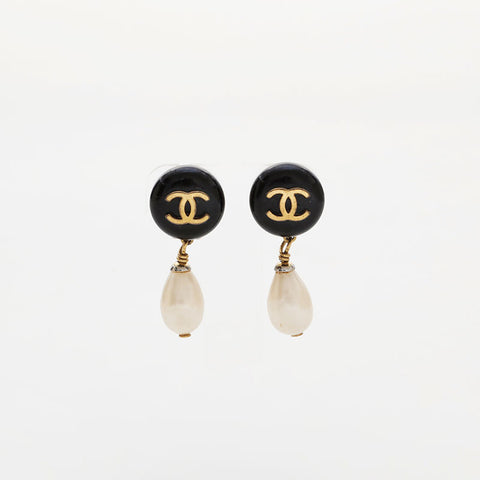 CHANEL 94P 1994 COCO Mark Pearl Drop Earring gold WS21505