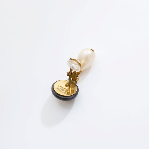 CHANEL 94P 1994 COCO Mark Pearl Drop Earring gold WS21505