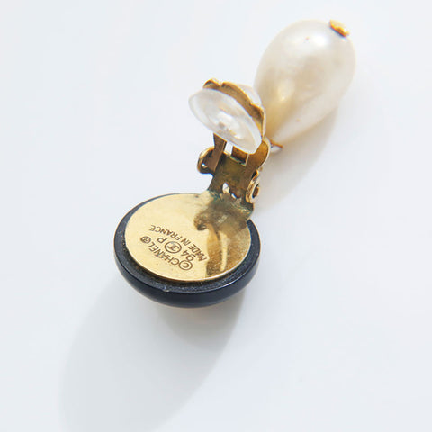 CHANEL 94P 1994 COCO Mark Pearl Drop Earring gold WS21505