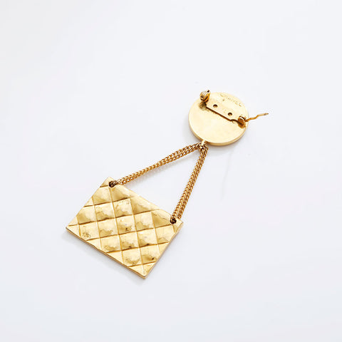 CHANEL Matelasse Drop Coin COCO Mark Brooch gold WS21507