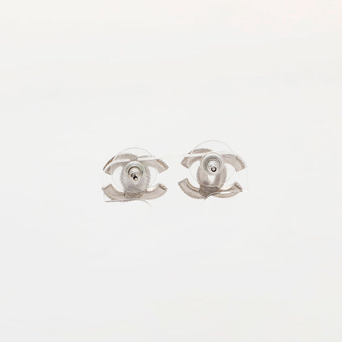CHANEL A15V 2015 COCO Mark Pierce Silver WS21513