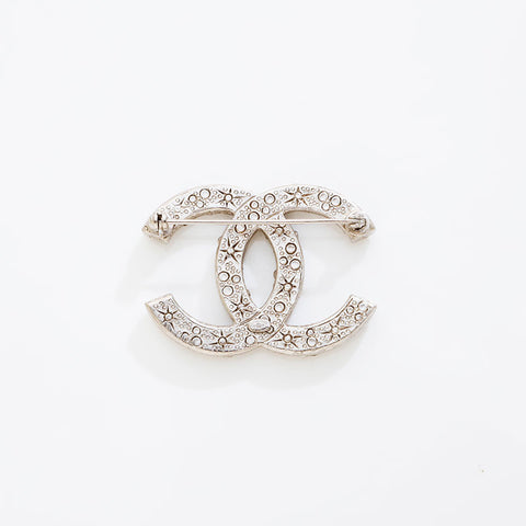 極美品 シャネル CHANEL A15P 2015 ココマーク ラインストン ブローチ  シルバー WS21520