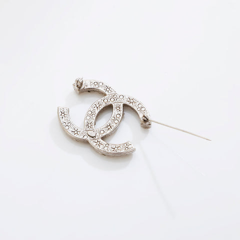 極美品 シャネル CHANEL A15P 2015 ココマーク ラインストン ブローチ  シルバー WS21520