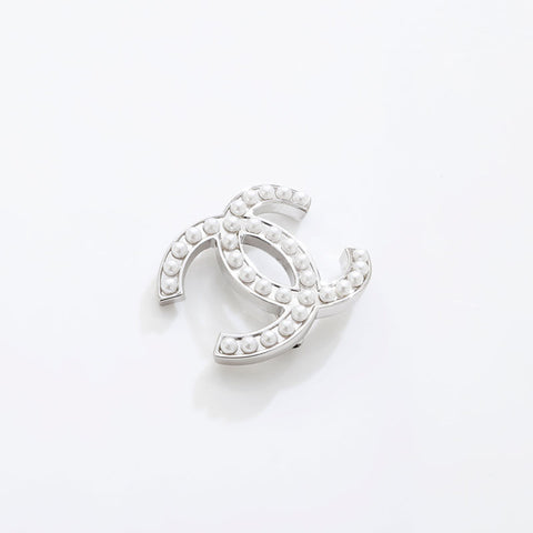 CHANEL 06V 2006 COCO Mark Brooch Silver WS21532