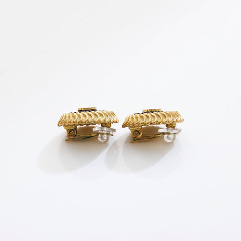 CHANEL 95P 1995 COCO Mark Earring gold WS21556