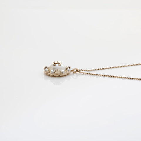CHANEL B18B 2018 COCO Mark Pearl Rhinestone Necklace gold WS21564