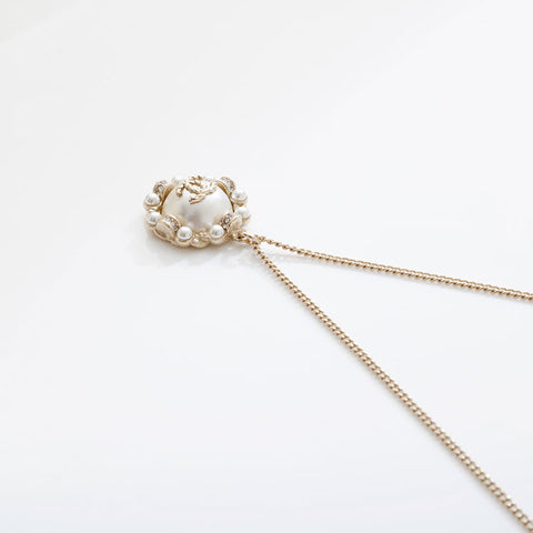 CHANEL B18B 2018 COCO Mark Pearl Rhinestone Necklace gold WS21564