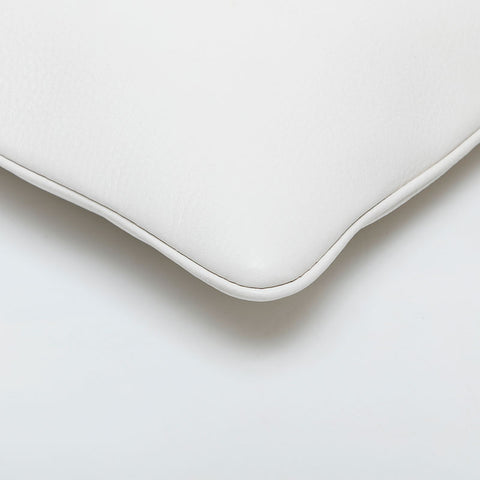 BALENCIAGA Leather Everyday Logo Clutch bag white WS21598