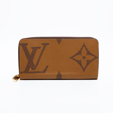 LOUIS VUITTON 2020 Giant Monogram Reverse Purse Brown WS21636