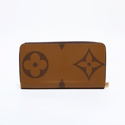 LOUIS VUITTON 2020 Giant Monogram Reverse Purse Brown WS21636