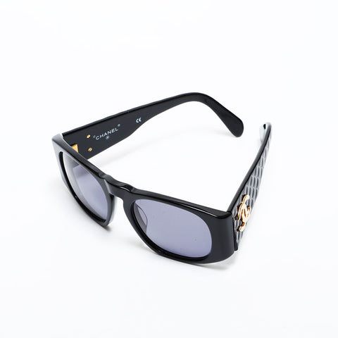 CHANEL Matelasse COCO Mark sunglasses black WS21645