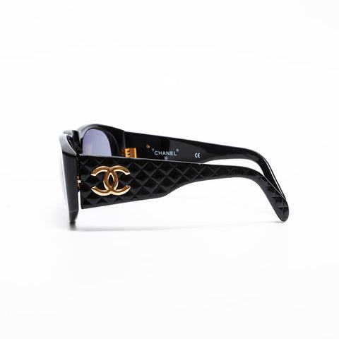 CHANEL Matelasse COCO Mark sunglasses black WS21645