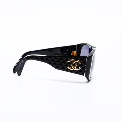 CHANEL Matelasse COCO Mark sunglasses black WS21645