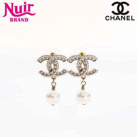 CHANEL A25V 2025 COCO Mark Rhinestone Pierce gold WS21677