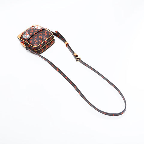 LOUIS VUITTON 2018 Monogram Catgram Shoulder Bag Brown WS21694