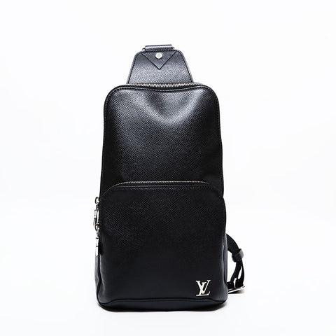 LOUIS VUITTON Taiga Avenue Sling Bag Body Shoulder Shoulder Bag black WS21718