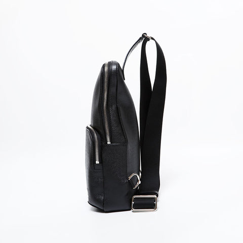 LOUIS VUITTON Taiga Avenue Sling Bag Body Shoulder Shoulder Bag black WS21718