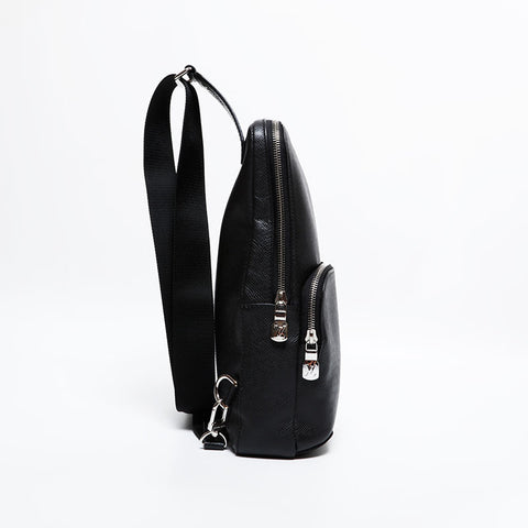 LOUIS VUITTON Taiga Avenue Sling Bag Body Shoulder Shoulder Bag black WS21718