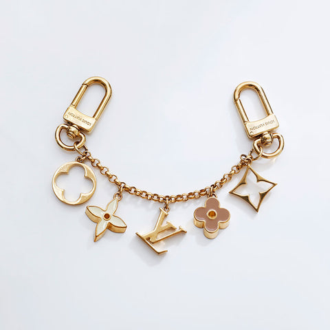 LOUIS VUITTON Bag Charm Chain Fleur de Monogram 2024 key ring gold WS21733