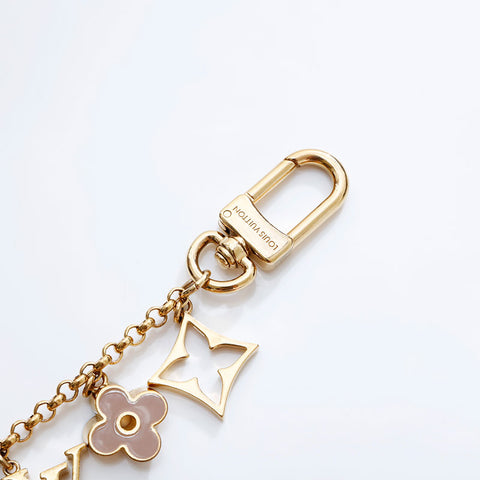 LOUIS VUITTON Bag Charm Chain Fleur de Monogram 2024 key ring gold WS21733
