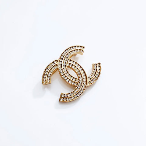 CHANEL A21C COCO Mark 水钻 2021 胸针 金色 WS21735