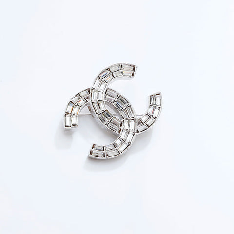 CHANEL 01P 2001 COCO Mark Rhinestone Brooch Silver WS21753