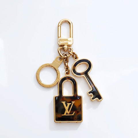 LOUIS VUITTON Porte-Clés Confidence 2012 key ring gold WS21772