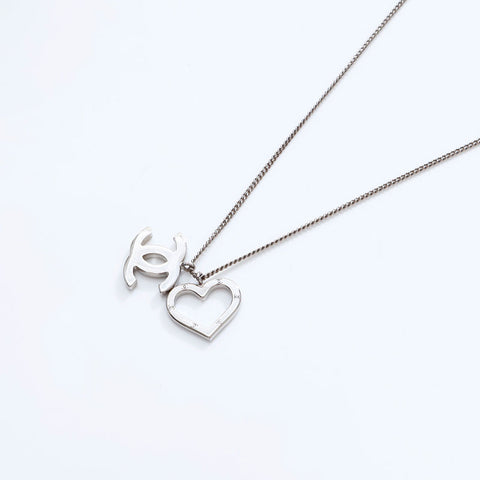 CHANEL 04P 2004 COCO Mark Heart Necklace Silver WS21784