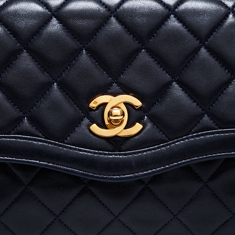 CHANEL No. 1 1989-1991 Matelasse with lambskin pouch Shoulder Bag Navy WS21791