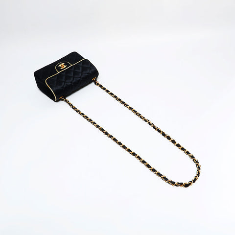 CHANEL No. 1 1989-1991 Mini Matelasse Satin Single Flap Shoulder Bag black WS21797