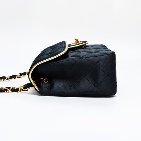 CHANEL No. 1 1989-1991 Mini Matelasse Satin Single Flap Shoulder Bag black WS21797