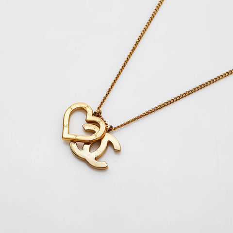 CHANEL 04P 2004 COCO Mark Heart Necklace gold WS21879