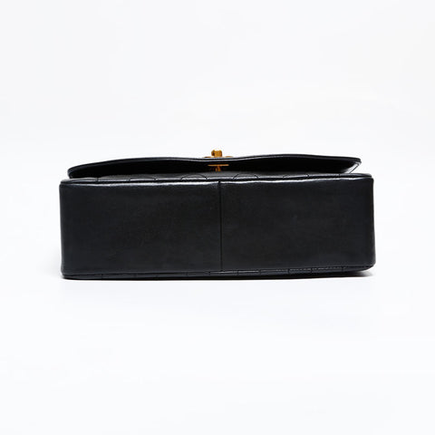 CHANEL No. 1 1989-1991 Diana 25 Matelasse Lambskin Shoulder Bag black WS21907