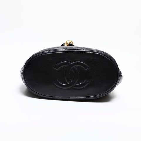 CHANEL 1989-1991 Series 1 Lambskin Mini Chain Matelasse Shoulder Bag black WS21910