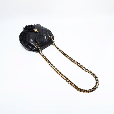 CHANEL 1989-1991 Series 1 Lambskin Mini Chain Matelasse Shoulder Bag black WS21910
