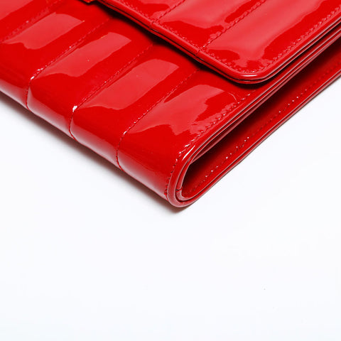 YVES SAINT LAURENT Patent Leather Vicky Small Chain Shoulder Bag Red WS21926