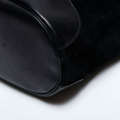 GUCCI Suede leather Handbag black WS21935